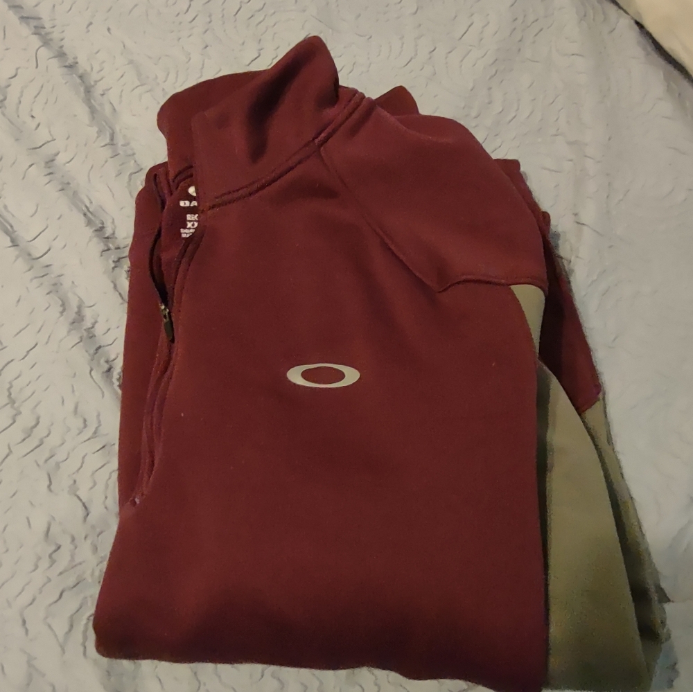 Men's Oakley 1/4 zip pullover 2XL